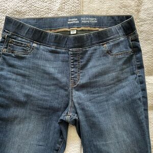Amazon Essentials Women’s Medium Wash Jegging Blue Jeans